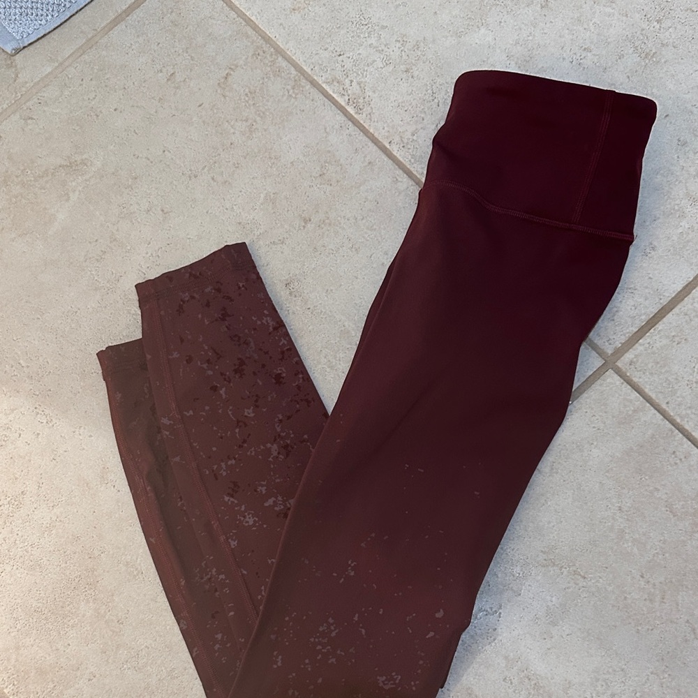 lululemon athletica Garnet Speckle shine leggings 4-RARE LIKE NEW